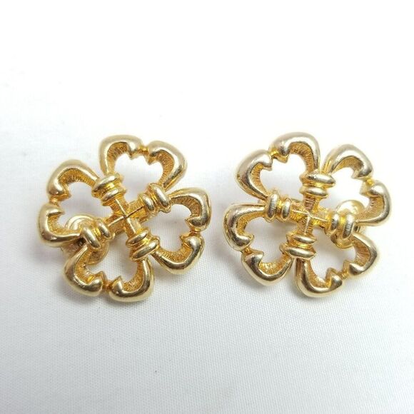 Vintage Sarah Coventry Clover Shape Clip On Earrings, Gold Tone Flower Leaf - Picture 6 of 7